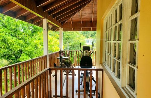 River Oaks Apartamento | Sunbreeze Ocho Rios - A spacious, homely apartment