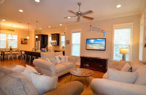 Santa Rosa Beach Casa | SunCats Beach House - Casa nueva personalizada de 4 dormitorios cerca de la playa - ¡Reseñas de 5 estrellas!