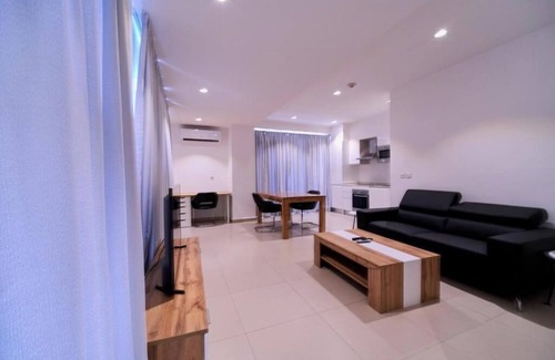 Osu Apartamento | Suncity Hotel Lovely 2-bedroom apt