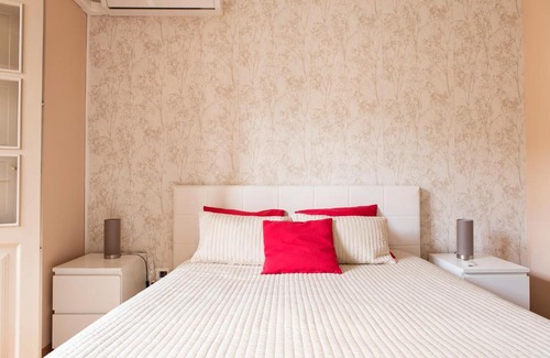 San Felipe Neri Apartamento | Suncity loft Carreteria