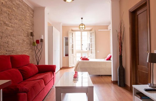 San Felipe Neri Apartamento | Suncity loft Carreteria