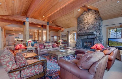 Olympic Valley Casa | Sundance Lodge -Mountain Home w Views of Palisades - Ski Shuttle, Pets okay!