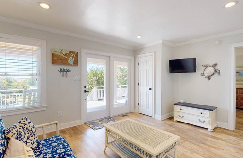 Bald Head Island Casa | Sundancer - BHI and Shoal's Club available!