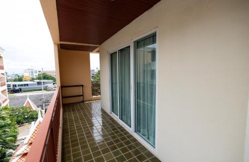 North Pattaya Hotel | Sunday Chateau En Ville - Pattaya