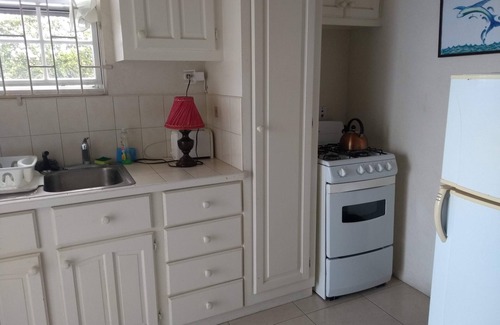 Graeme Hall Park Casa | Sundeck Vacation Barbados unit #3 downstairs has 2 bedrooms and 2 bathrooms.