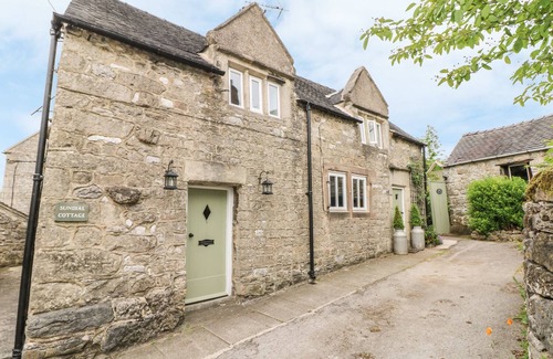 Newton Grange Cabaña | Sundial Cottage, BRASSINGTON