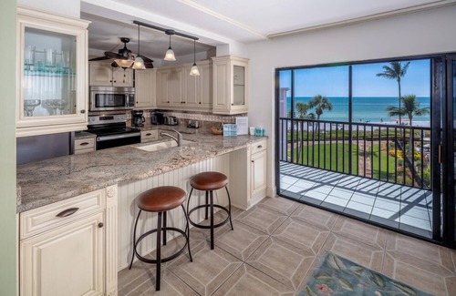 Sanibel Condominio | Reloj de sol de lujo de 2 dormitorios frente al mar F401 en el Golfo de México