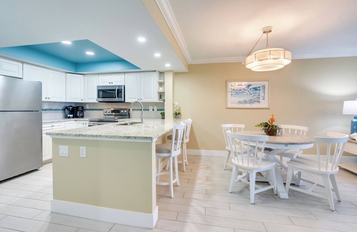 Sanibel Condominio | Reloj de sol de Sanibel, lujo, pasos a la playa, ver espectáculo de delfines desde Lanai