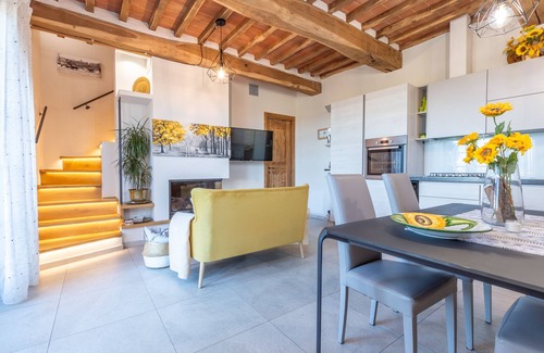 Monteroni d'Arbia Apartamento | Apartamento "girasol" con vistas a Siena