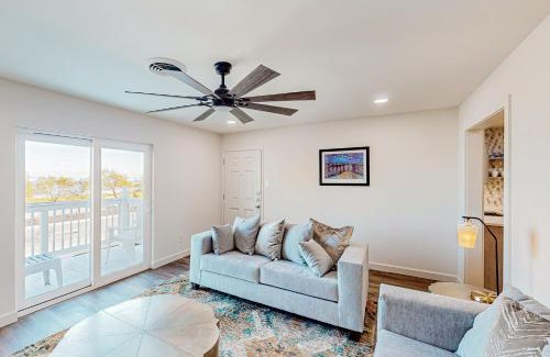 Del Mar Apartamento | Sunflower of Ocean Drive