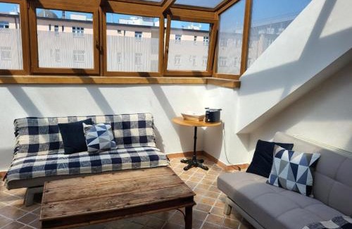 Vysehrad Apartamento | Sunflower Prague Apartments and suites