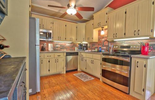 San Marcos Casa | Sunflower Ridge Cottage