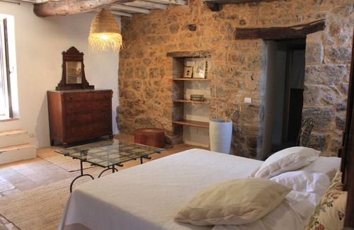 Simignano Casa | Sunflower Room