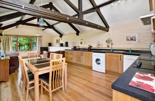 Looe Casa | Sunflowers Barn