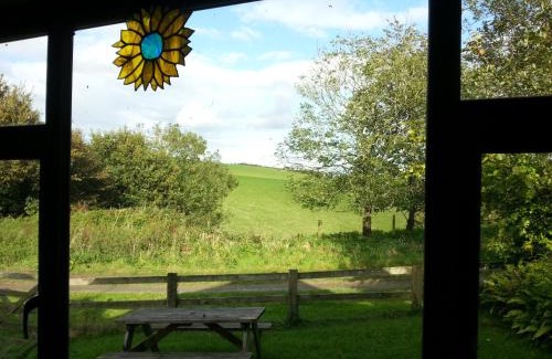 Looe Casa | Sunflowers Barn