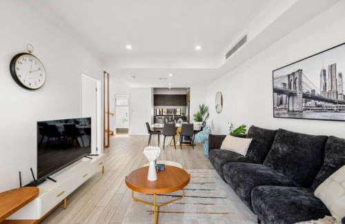 Sunnybank Hills Casa | Sunhaven Escape Three Storey Comfort for Families