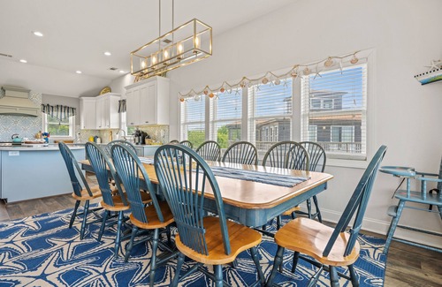 Duck Casa | Sunkissed OBX Luxury, 6 bedroom, Elevator, Pool, Hot tub in Duck. 10% PROMOTION