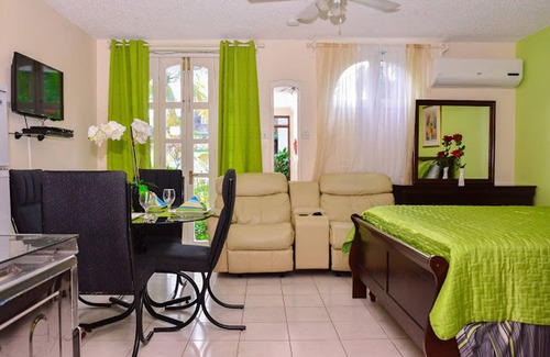 Ocho Rios Hotel | Sunkissed Suites at Sandcastles