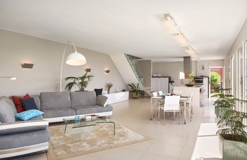 Peymeinade Villa | SunlightProperties: Splendid: Villa, 4 dormitorios / 3 baños, jacuzzi, piscina climatizada