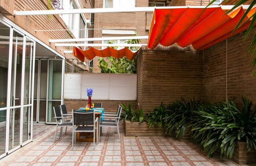 Dreta de l'Eixample Apartamento | Oasis barcelonés de 80 m² iluminado por el sol y con una amplia terraza de 52 m².