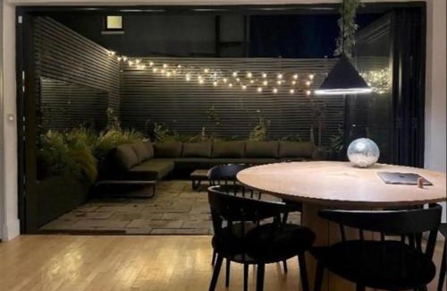 Rathmines Apartamento | Sunlit Designer Haven in Trendy Neighbourhood