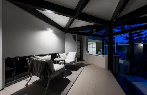 Ogi Villa | Sunlit Villa Izu -星降る陽だまり森の宿-