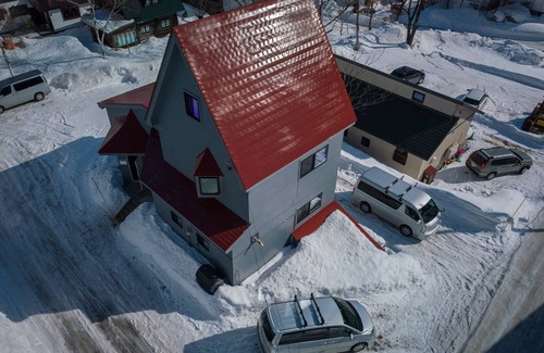 Otari-mura Casa | Sunnsnow Tall house