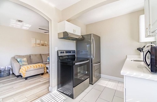 Clearwater Apartamento | Sunny 2/1 Condo Close to Clearwater Beach