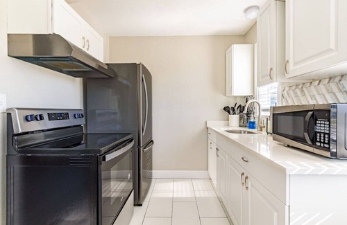 Clearwater Apartamento | Sunny 2/1 Condo Close to Clearwater Beach