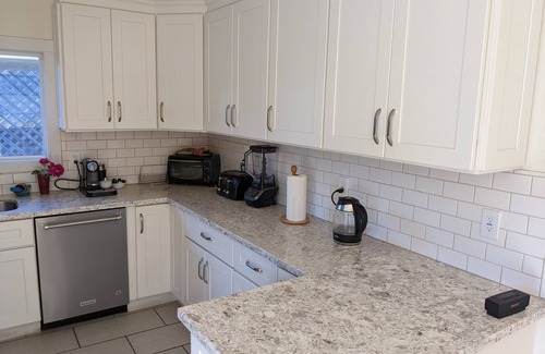 Corte Madera Casa | Sunny 4-Bdrm home in Corte Madera