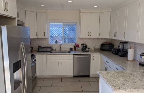 Corte Madera Casa | Sunny 4-Bdrm home in Corte Madera