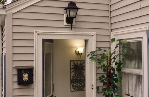 Wanskuck Casa | Sunny 4 Bed 2 Bath Providence