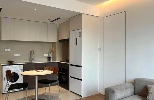 Xuhui Apartamento | Sunny Abode鼎园C Newly renovated near Xintiandi