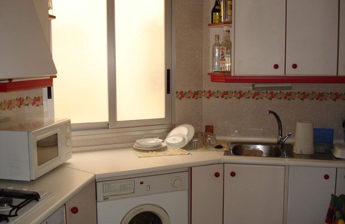 Santa Pola Apartamento | Piso céntrico espacioso y soleado, servicios a tres minutos a pie, vista al mar