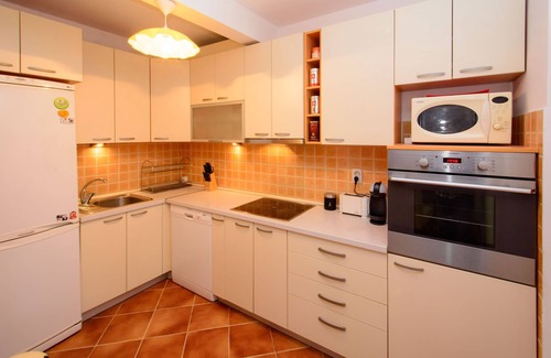 Sarajevska Apartamento | Soleado y moderno en el corazón de la zona urbana