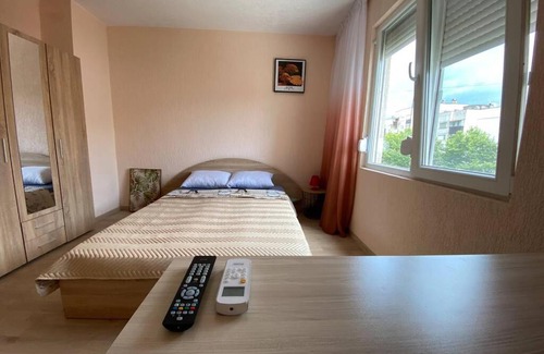 Sandanski Apartamento | Sunny apartment by the river