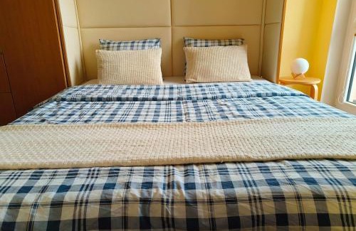 Vrsovice Apartamento | Sunny apartment