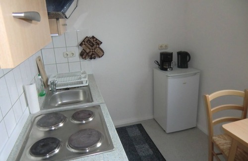 Schonebeck Apartamento | Soleado apartamento en Elbradweg cerca de Magdeburg