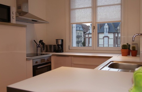 Deauville City Centre Apartamento | Soleado apartamento full center T3 75m2 con parking privado
