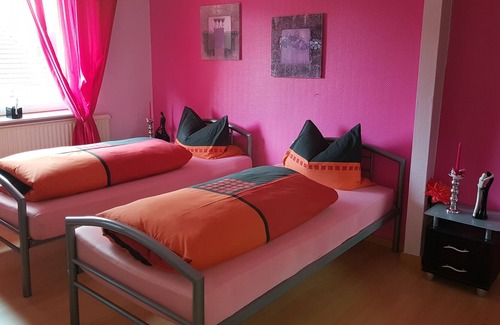 Bant Apartamento | Soleado apartamento en WHV, recientemente renovado, jardín para barbacoas, playa del sur,