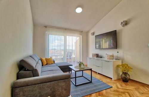 Ratac Apartamento | Sunny apartment Marino Makarska