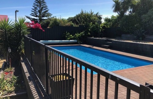 Raumati Beach Casa | Sunny Architectural Designers home - two levels