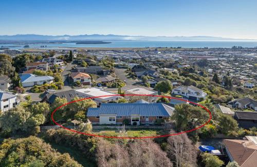 Nelson Casa | Sunny Bayview Retreat