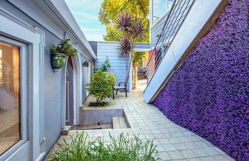 Bernal Heights Condominio | Sunny Bernal Heights Casita with Private Entrance