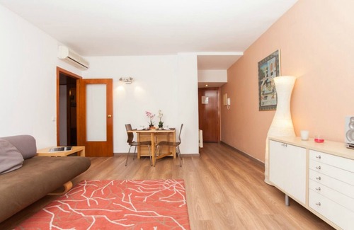 Dreta de l'Eixample Apartamento | Soleado y acogedor apartamento, céntrico-Sagrada Familia-1