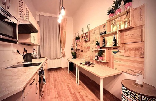 Karlovy Vary Apartamento | Sunny City View - Modern living