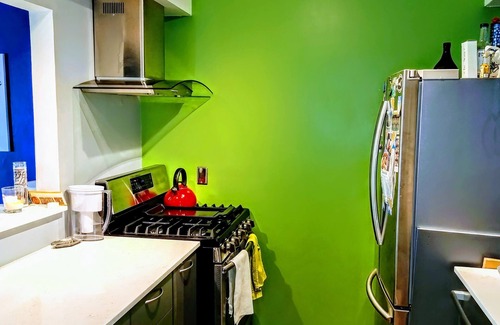 North Shoal Creek Condominio | Sunny Condo in North Central Austin