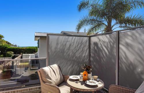 Ohope Casa | Sunny Daze - Ohope Beach Holiday Home