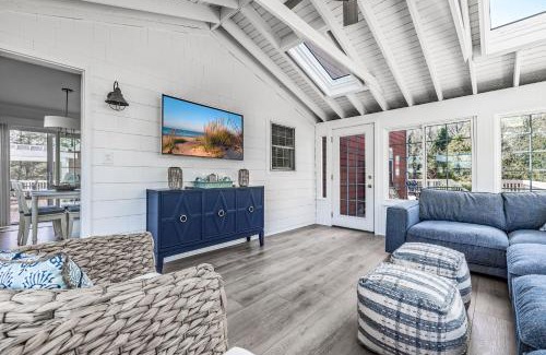 Grand Beach Casa | Sunny Dunes Retreat