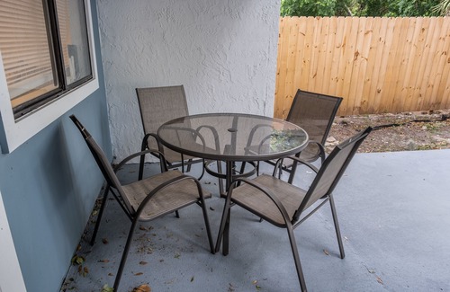Atlantic Beach Casa | Sunny Escape - 4BR - Mayport Naval Base & Beaches - Pet Friendly